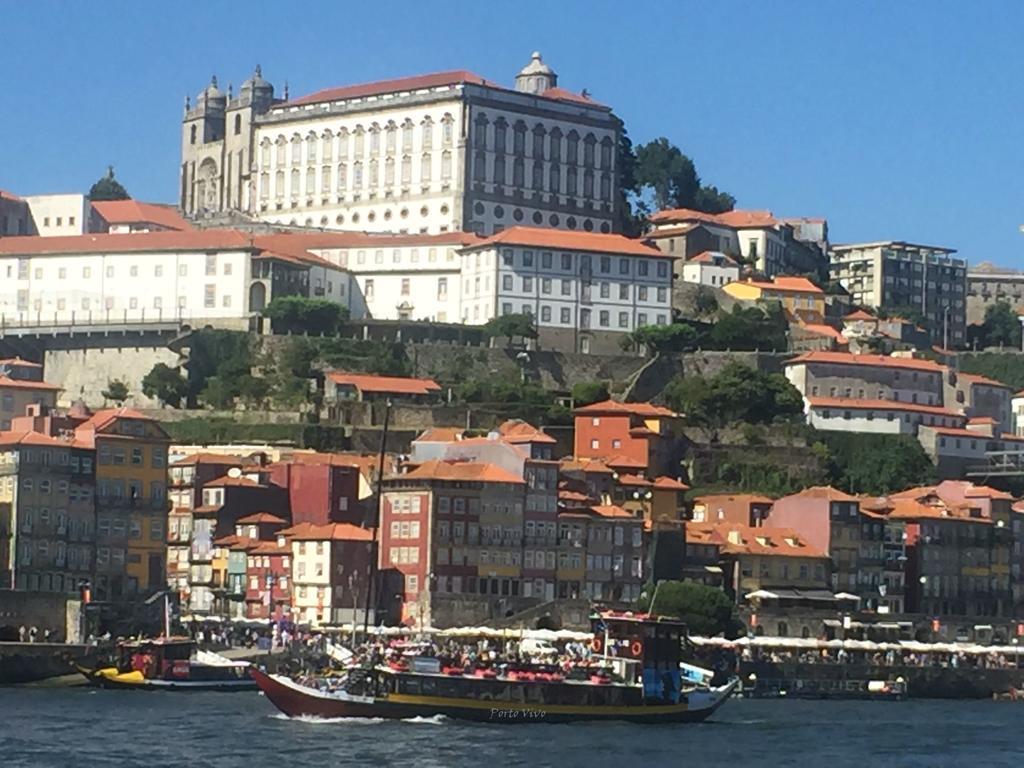 Portovivo Quental Apartamento Luaran gambar